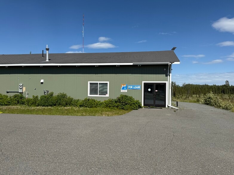 6384 Kenai Spur Hwy, Kenai, AK à louer - Photo principale – Image 1 sur 35