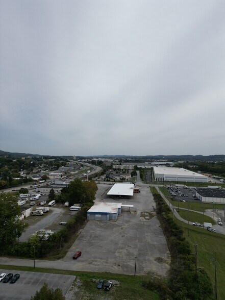 1230 N Hills Rd, York, PA à vendre - Photo de l’immeuble – Image 2 sur 9