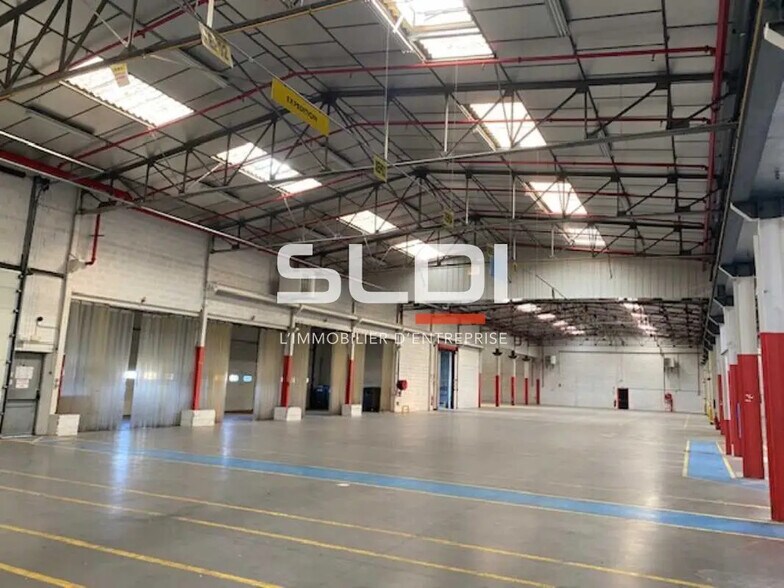 Industriel/Logistique dans Jonage à vendre - Photo intérieure – Image 3 sur 17