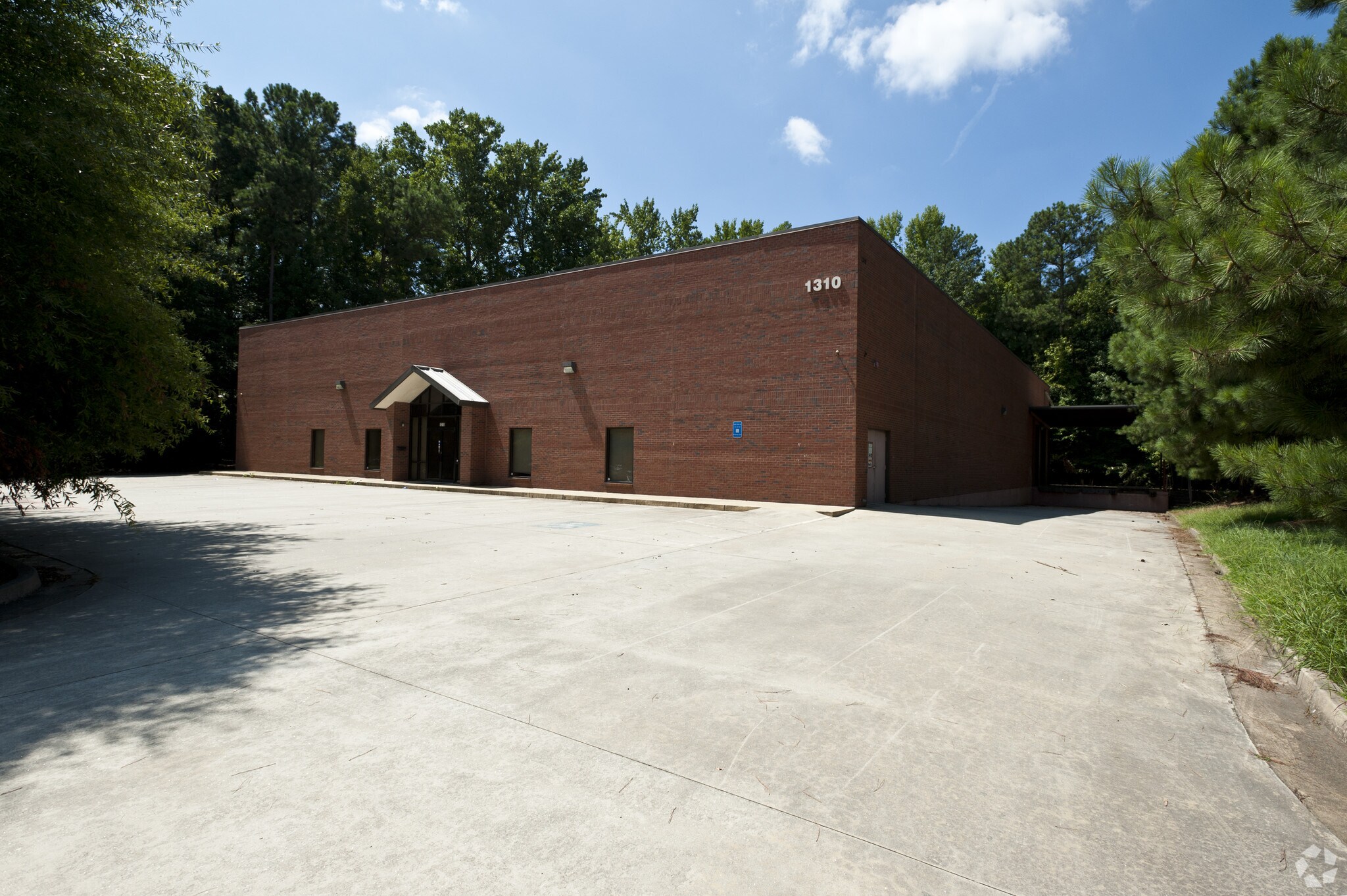 1310 Capital Cir, Lawrenceville, GA à louer Photo de l’immeuble– Image 1 sur 8