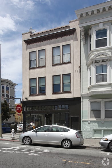 3344 24th St, San Francisco, CA à louer - Photo de l’immeuble – Image 3 sur 12