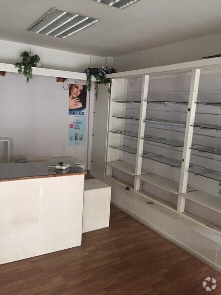 Local commercial dans Las Rozas de Madrid, Madrid à vendre - Photo intérieure – Image 1 sur 1