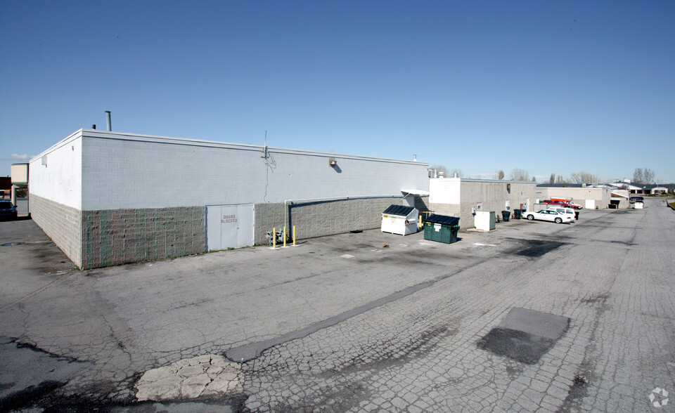 332-354 N Main St, Kaysville, UT à louer - Photo de l’immeuble – Image 2 sur 10