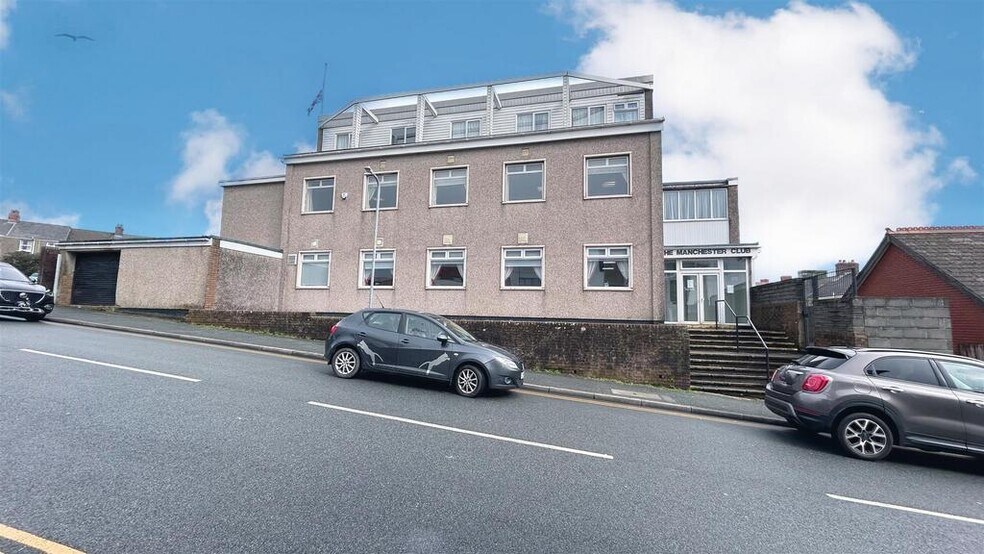 Fulke St, Milford Haven à vendre - Photo principale – Image 1 sur 15