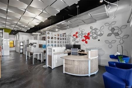 123 Richmond St, El Segundo, CA à louer - Photo intérieure – Image 2 sur 70