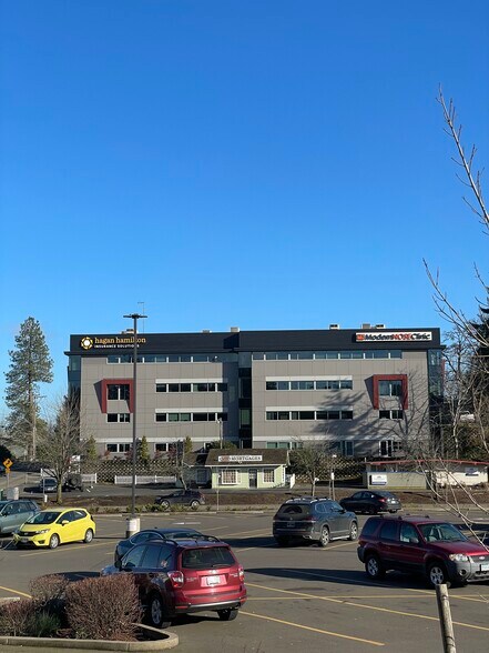 340 Vista Ave SE, Salem, OR à louer - Photo de l’immeuble – Image 2 sur 8