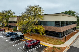 Plus de détails pour 4200 W Old Shakopee Rd, Bloomington, MN - Bureau à louer