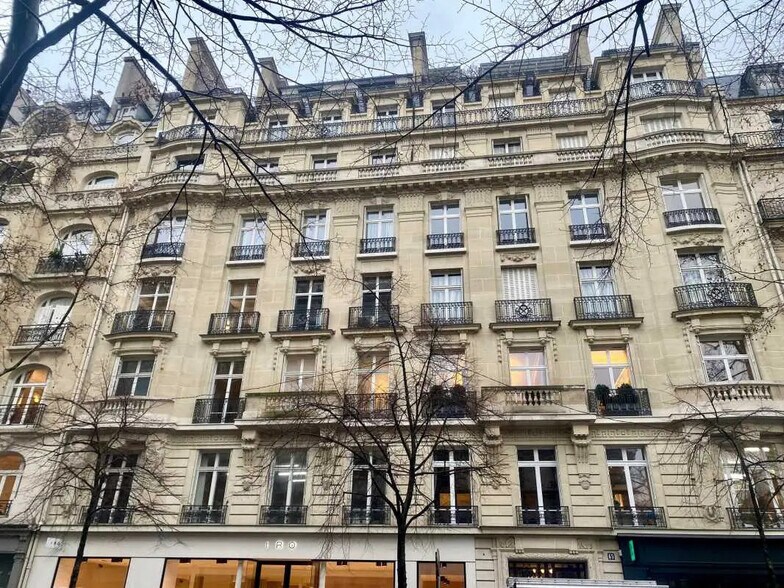 Bureau dans Paris à vendre - Photo de l’immeuble – Image 2 sur 11