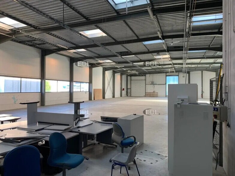 Industriel/Logistique dans Chaponnay à louer - Photo intérieure – Image 2 sur 14