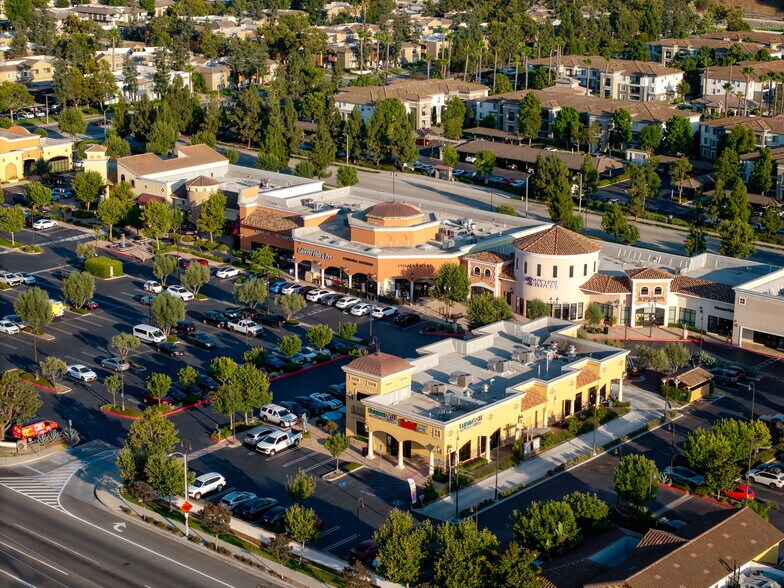 140-200 W Los Angeles Ave, Moorpark, CA à louer - Aérien – Image 2 sur 29