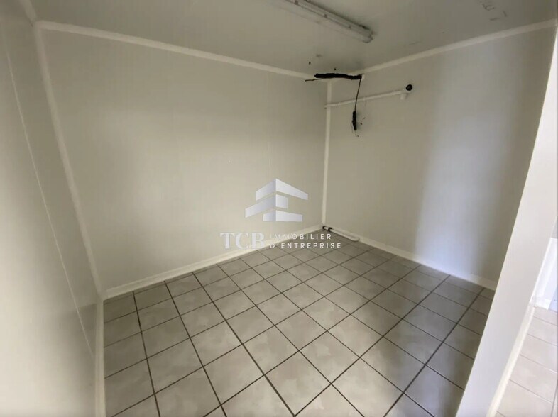 Local commercial dans Haute-Goulaine à louer - Photo intérieure – Image 2 sur 10