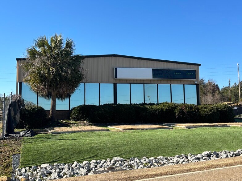 1051 Broad Stone Rd, Irmo, SC à vendre - Photo de l’immeuble – Image 2 sur 8