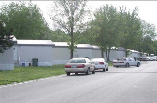 Plus de détails pour 1400 N Illinois Ave, Carbondale, IL - Logement à vendre