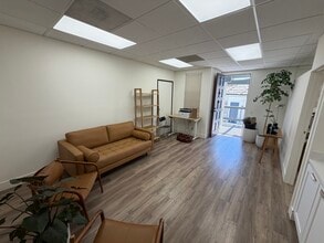 471 N Old Newport Blvd, Newport Beach, CA à louer Photo intérieure– Image 1 sur 8