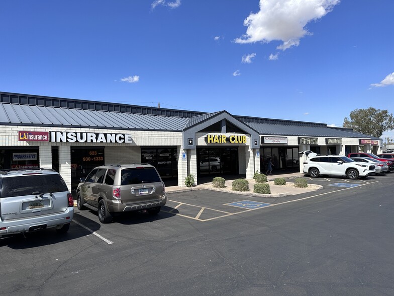 5270 N 59th Ave, Glendale, AZ à louer - Photo de l’immeuble – Image 3 sur 8