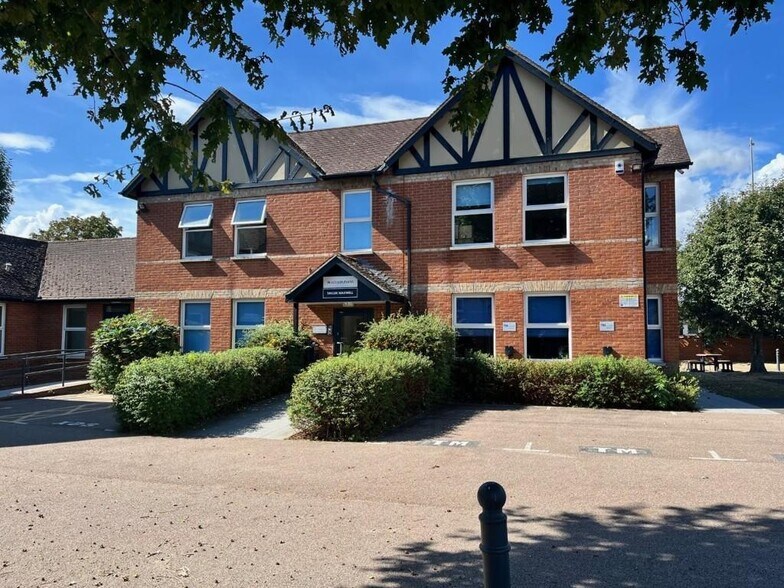 London Rd, Witham à louer - Photo de l’immeuble – Image 3 sur 11