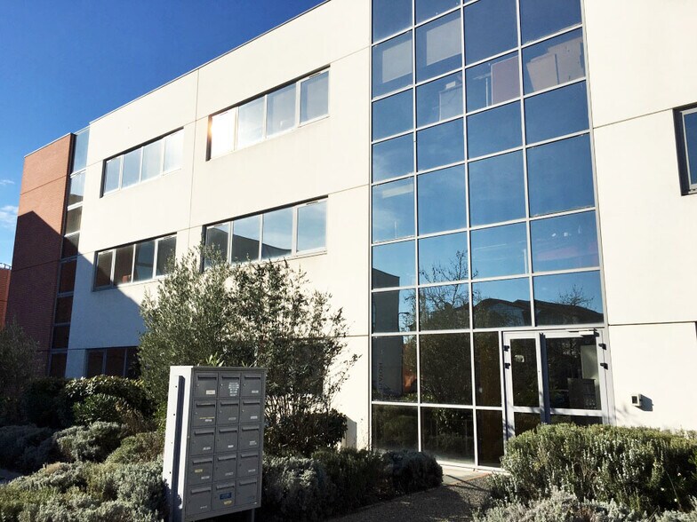 25 Boulevard Victor Hugo, Colomiers à louer - Photo de l’immeuble – Image 1 sur 5