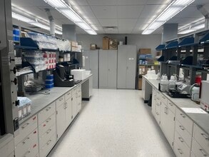 3510 Hopkins Pl N, Oakdale, MN à louer Photo intérieure– Image 2 sur 14