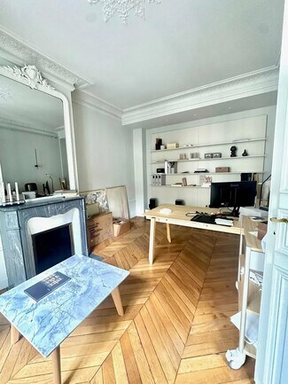 Plus de détails pour Place De La Madeleine, Paris - Bureau à louer