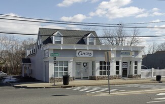 Plus de détails pour 732 N Wellwood Ave, Lindenhurst, NY - Bureau/Local commercial à louer