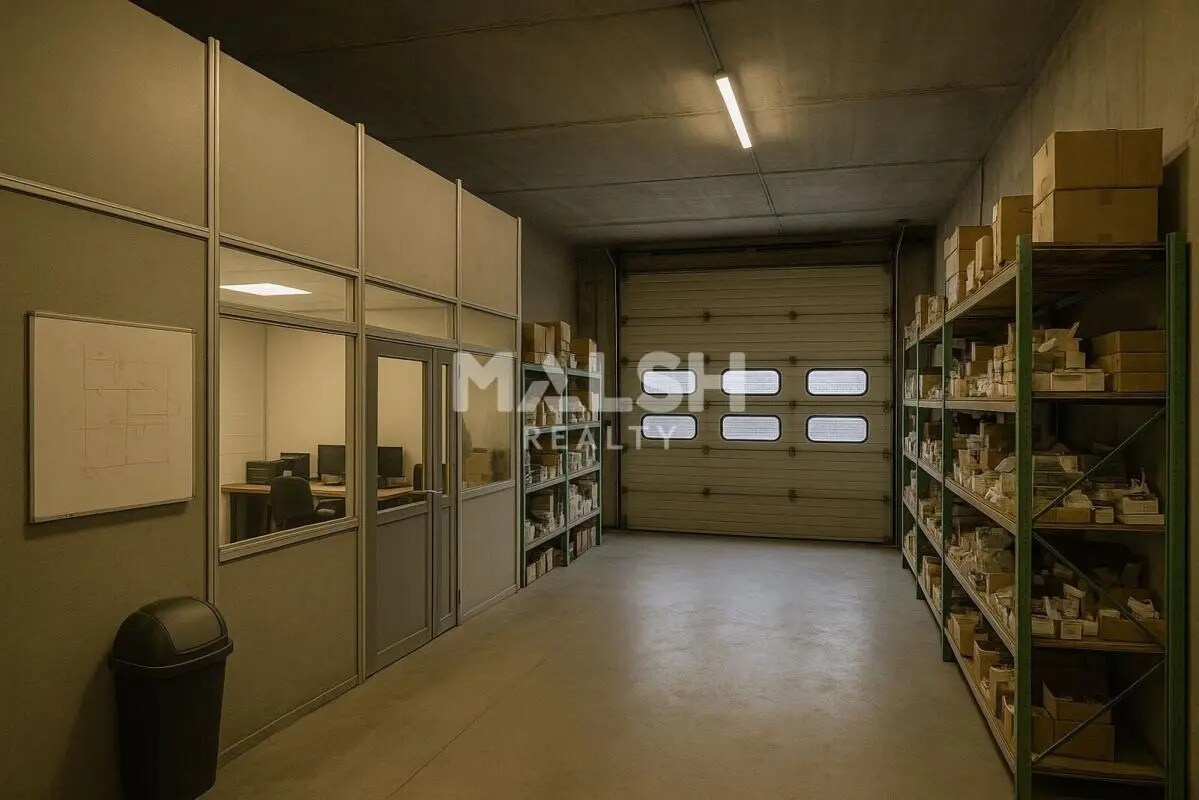 Local d'activités dans Brignais à vendre Photo intérieure– Image 1 sur 16