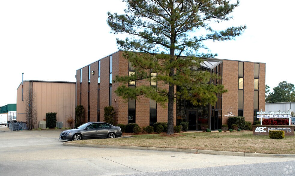 924 Professional Pl, Chesapeake, VA à louer - Photo de l’immeuble – Image 1 sur 3