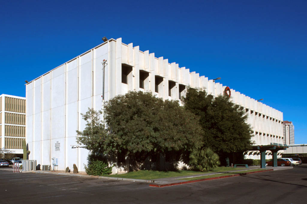 444 W Osborn Rd, Phoenix, AZ à louer Photo principale– Image 1 sur 9