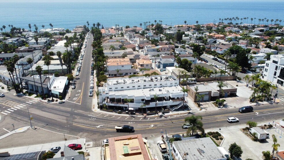 6800-6830 La Jolla Blvd, San Diego, CA à louer - Photo de l’immeuble – Image 3 sur 7