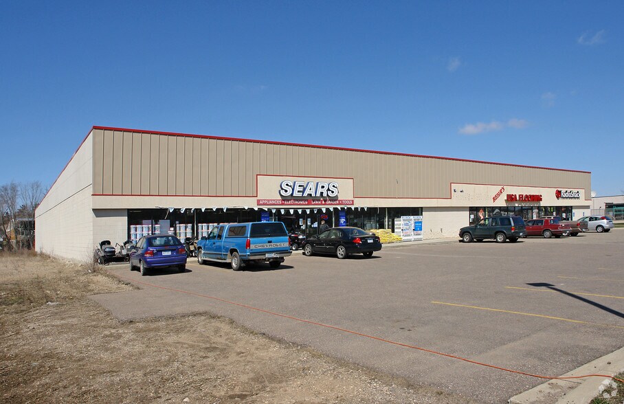 396 Schilling Dr S, Dundas, MN à louer - Photo de l’immeuble – Image 3 sur 24