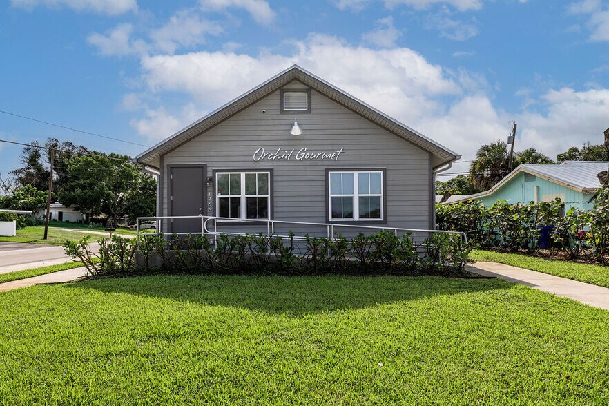 1766 14th Ave, Vero Beach, FL à vendre - Photo de l’immeuble – Image 1 sur 69