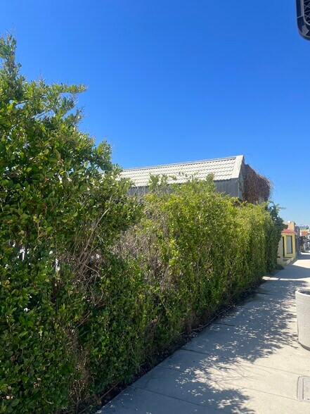 2852 W Valley Blvd, Alhambra, CA à vendre - Photo de l’immeuble – Image 3 sur 11