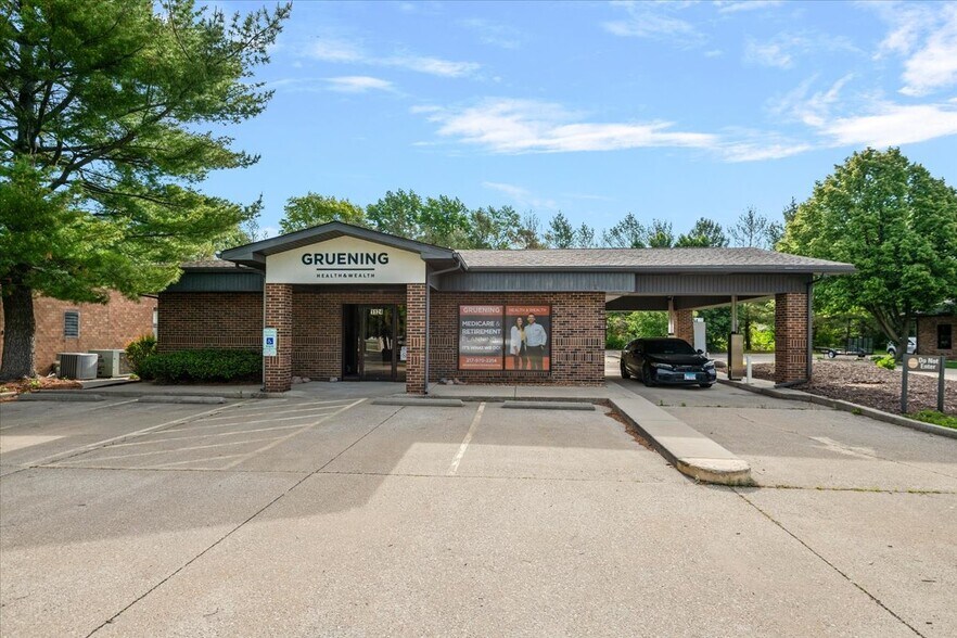 1124 Centre West Dr, Springfield, IL à louer - Photo principale – Image 1 sur 25