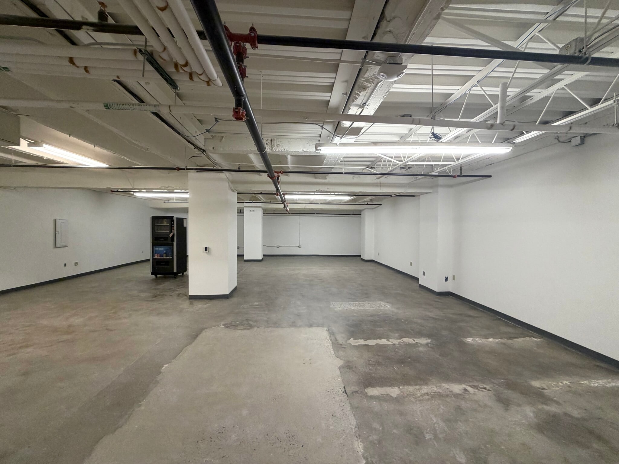 211 N Florence St, El Paso, TX à louer Photo intérieure– Image 1 sur 4