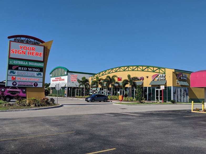 11150 S Cleveland Ave, Fort Myers, FL à louer - Photo de l’immeuble – Image 2 sur 5