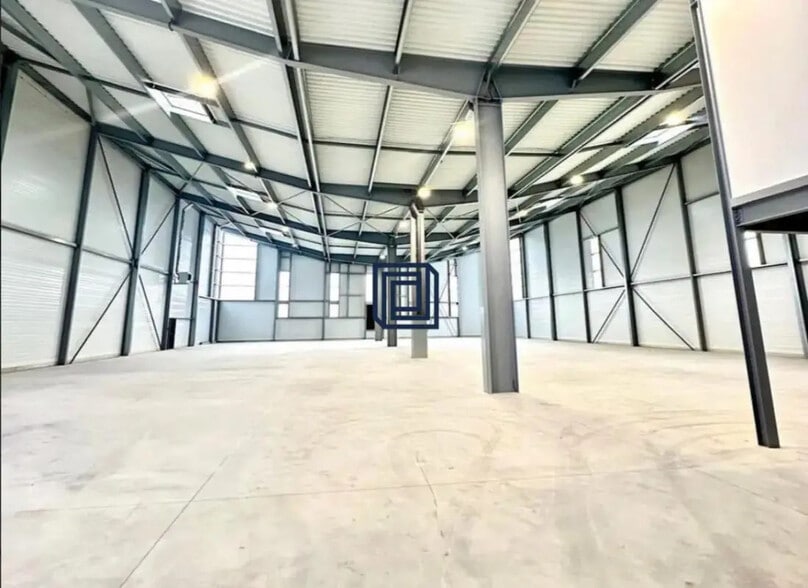 Industriel/Logistique dans Limeil-Brévannes à louer - Photo intérieure – Image 1 sur 4