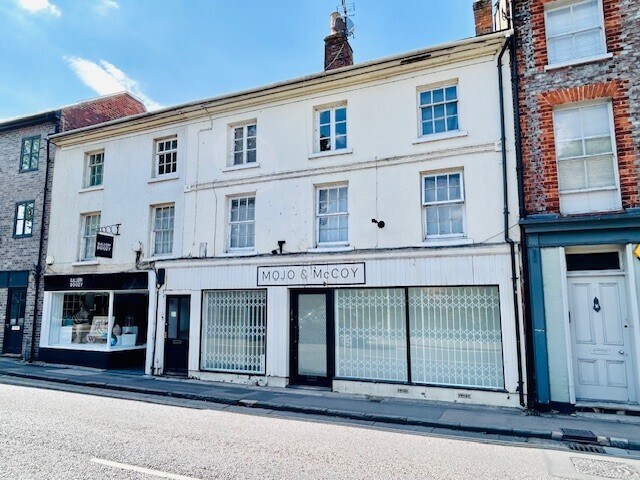 4 Bridge St, Hungerford à louer - Photo de l’immeuble – Image 1 sur 1