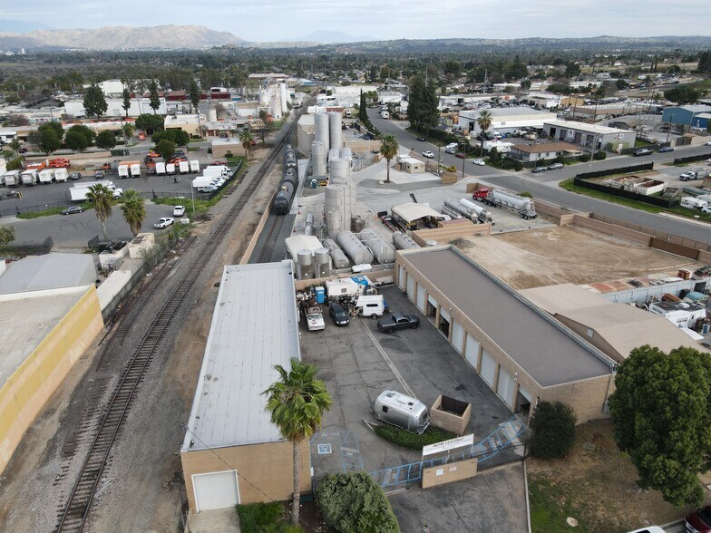 5870 Jasmine St, Riverside, CA à vendre - Photo de l’immeuble – Image 2 sur 17
