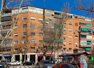 Plus de détails pour Calle De Ramos Carrión, 9, Madrid - Logement à vendre
