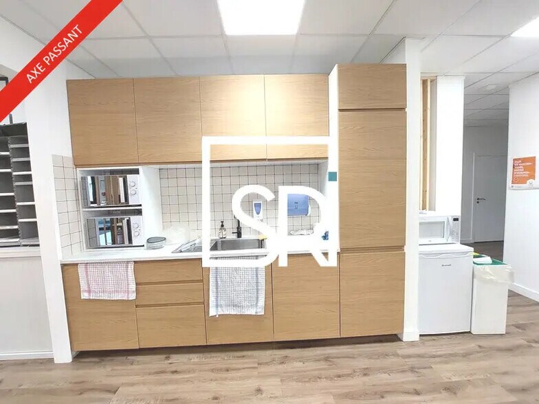 Bureau dans Cournon-d'Auvergne à louer - Photo intérieure – Image 3 sur 40