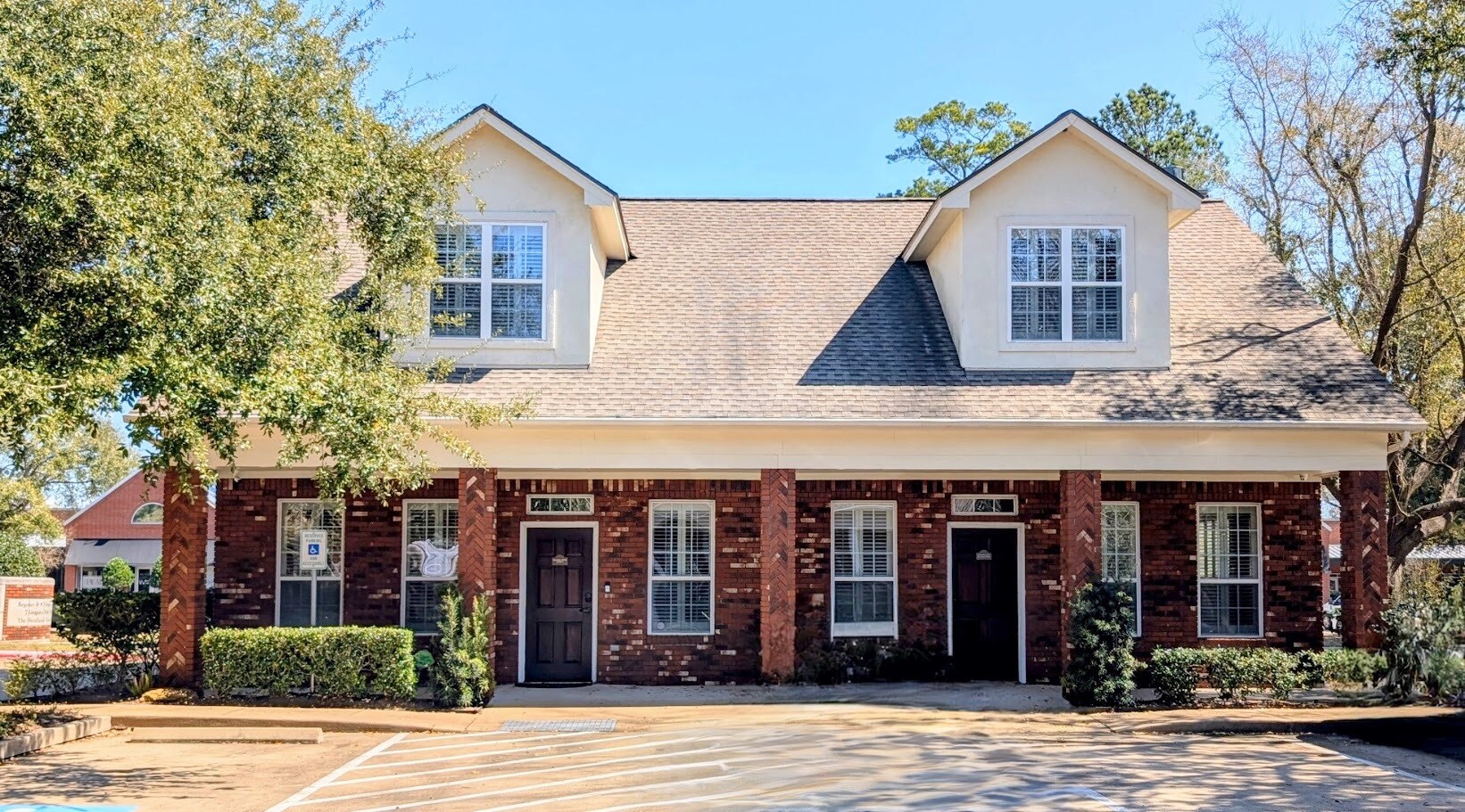 7 Grogans Park Dr, Spring, TX à vendre Photo de l’immeuble– Image 1 sur 12