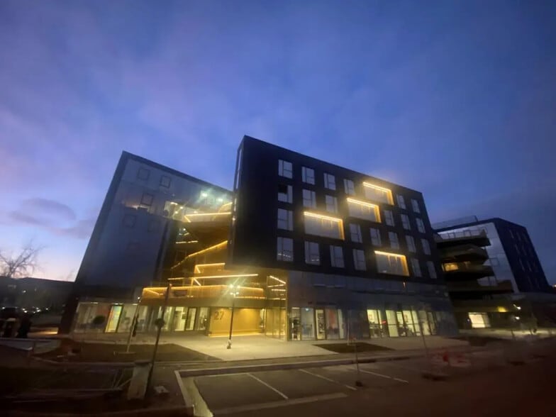 Bureau dans Saint-Étienne à vendre - Photo de l’immeuble – Image 2 sur 3