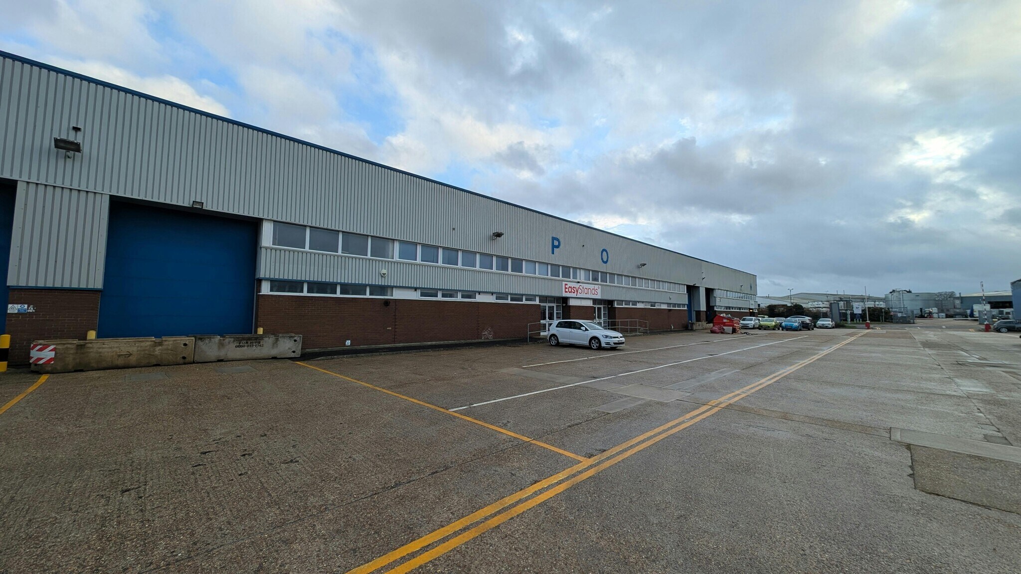 Brunel Rd, Totton à louer Photo de l’immeuble– Image 1 sur 18