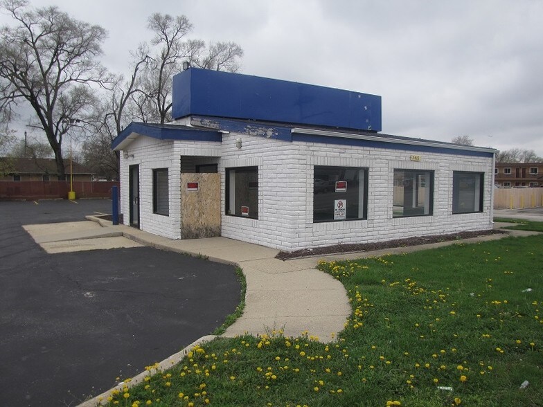 2416 W Fullerton Ave, Franklin Park, IL à vendre - Photo de l’immeuble – Image 3 sur 27