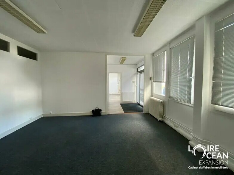 Bureau dans Nantes à louer - Photo de l’immeuble – Image 1 sur 8