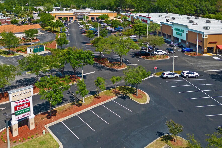 3600 W University Blvd, Jacksonville, FL à louer - Photo de l’immeuble – Image 3 sur 13