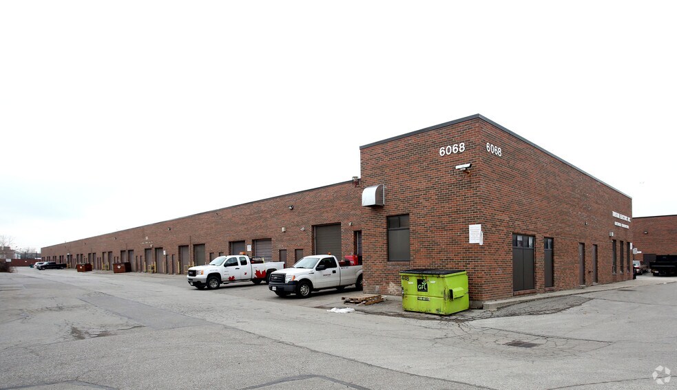 6068 Netherhart Rd, Mississauga, ON à louer - Photo de l’immeuble – Image 2 sur 2