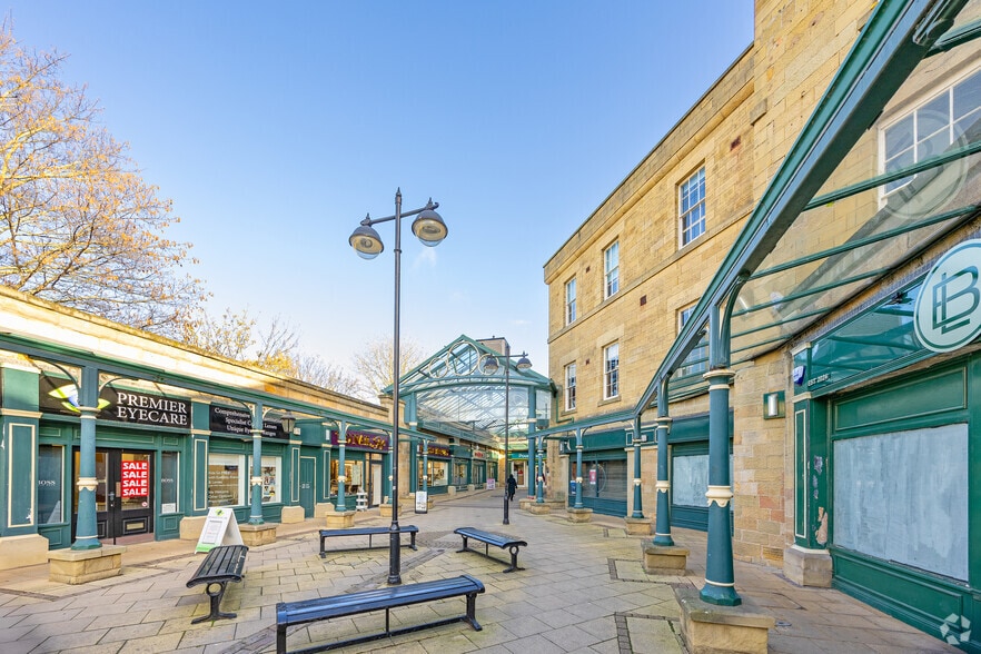 Langsett Rd, Sheffield à louer - Photo principale – Image 3 sur 5