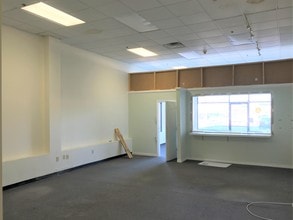 251 S Main St, Middleton, MA à louer Photo intérieure– Image 2 sur 40