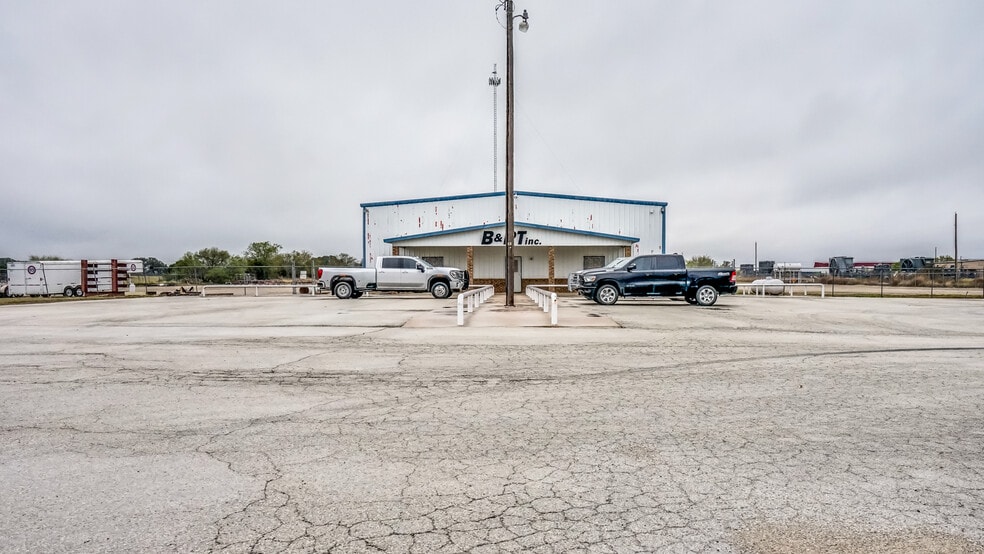 3833 FM 1821, Mineral Wells, TX à louer - Photo de l’immeuble – Image 3 sur 21