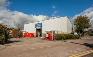 Plus de détails pour Alba Way, Manchester - Industriel/Logistique à louer